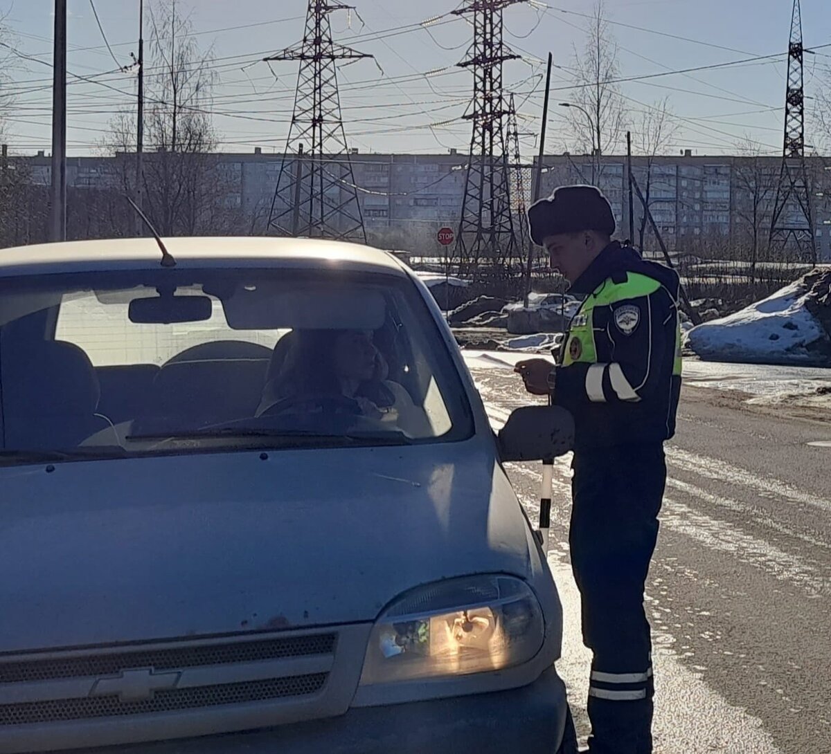 Какого водителя инспектор ГИБДД будет проверять тщательно и долго.  Анонимный ответ инспектора ГИБДД | Автоюрист. Всё о ДПС. | Дзен