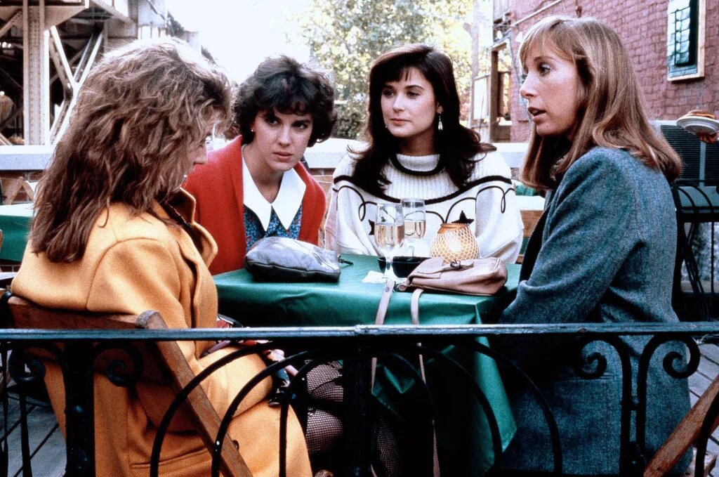 комедия, романтика. драма. фото взято из открытого источника.