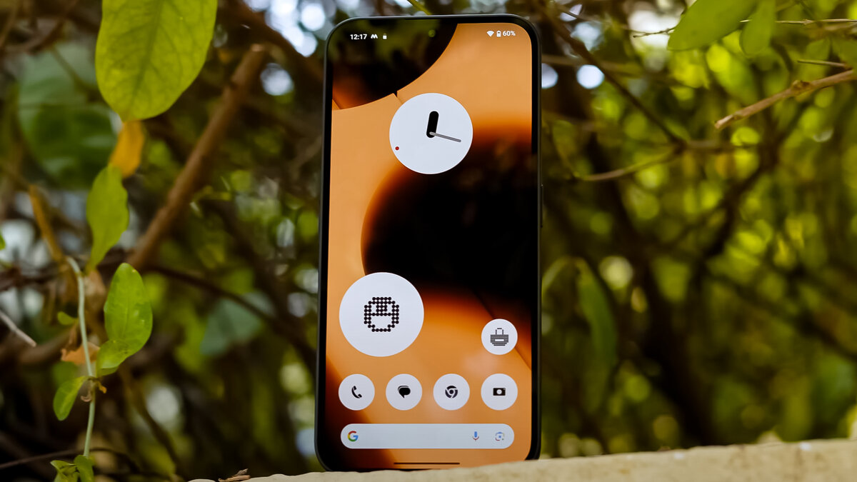 Дисплей Nothing Phone (2a) и равномерная рамка вокруг него