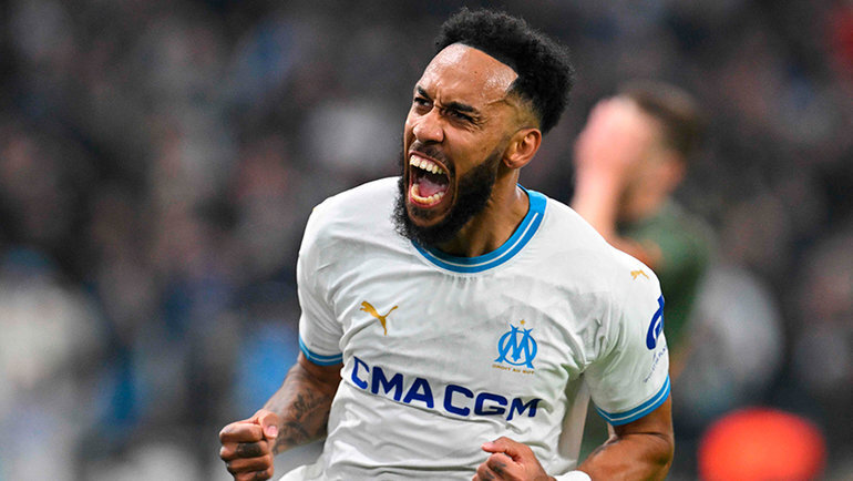    Пьер-Эмерик Обамеянг. AFP