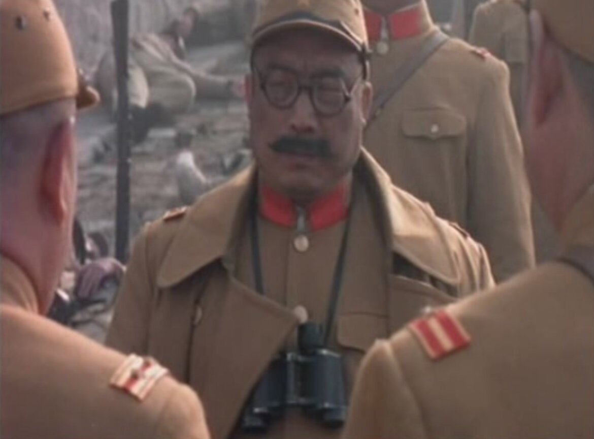 Японский генерал-лейтенант Накаямо Кауга, командир 16-й дивизии. Кадр из фильма