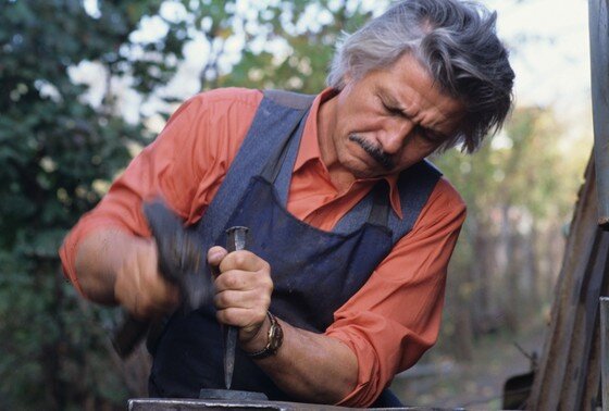    Народный артист СССР Михай Волонтир в роли кузнеца Будулая в фильме «Цыган»