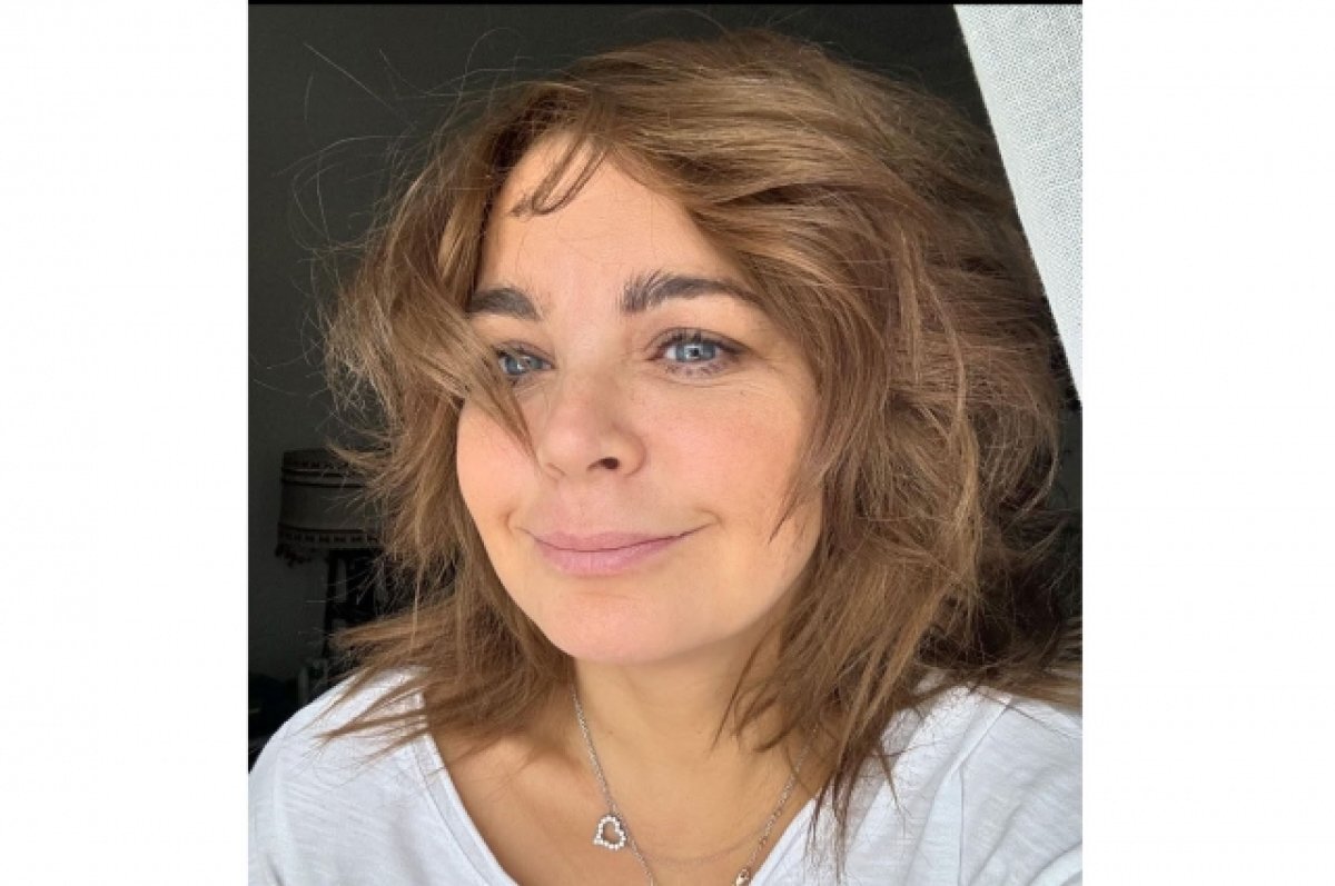    Уроженка Выксы актриса Ирина Пегова показала себя на приёме у косметолога