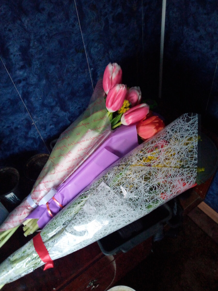 Цветы для воспитателей 