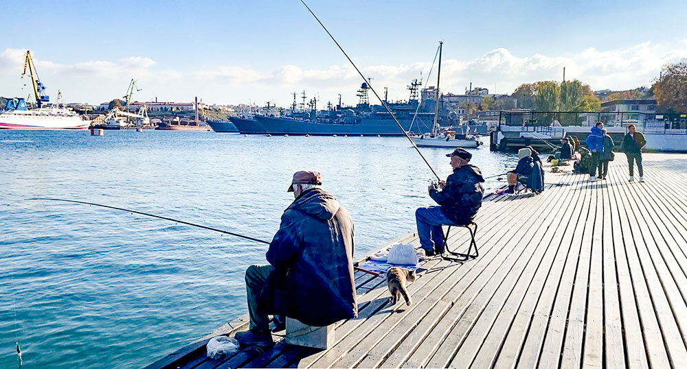    Рыбаки всё чаще вылавливают в Чёрном море ихтиомигрантов. Фото: АиФ-Крым/ Глеб Задворнов.