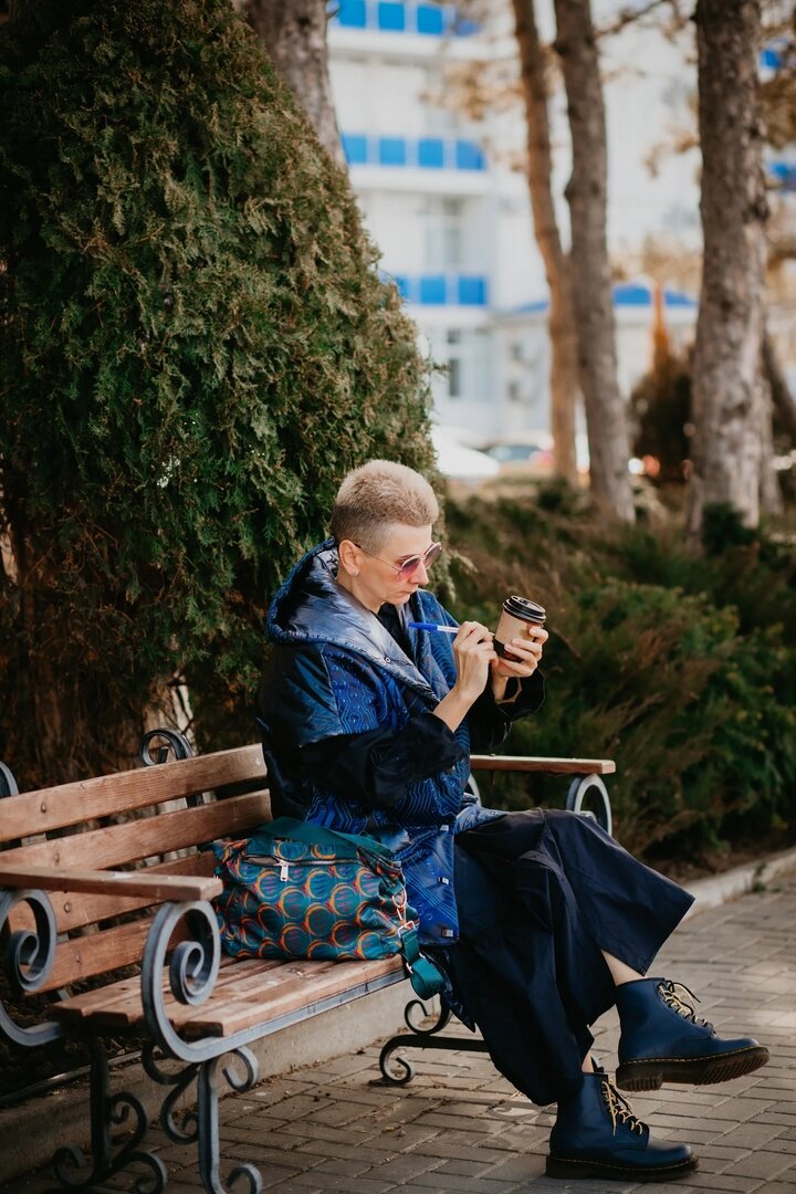 Ваша Шумак занята ответственным делом. Фото: Пикулева Ольга (@ph_anapa)