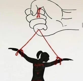 В оригинале было написано сверху: "Не смей сопротивляться, детка. Они же всё равно тебя убьют"