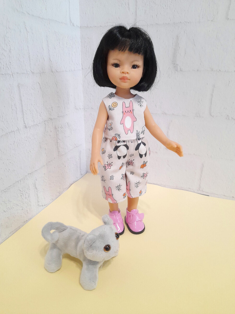 Лиу - целый костюм