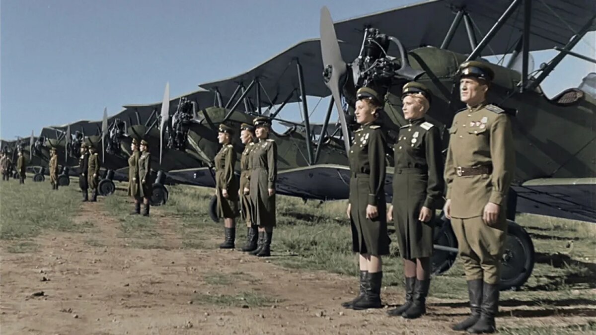 Самолеты ПО-2, на чем воевали советские летчицы.