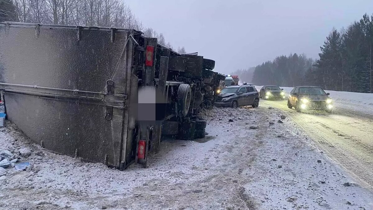 В ДТП на трассе Пермь — Екатеринбург пострадала девушка | Properm.ru | Дзен