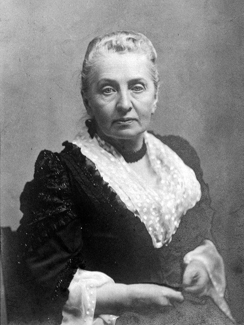 На фото: Изабелла Бёрд (1880)