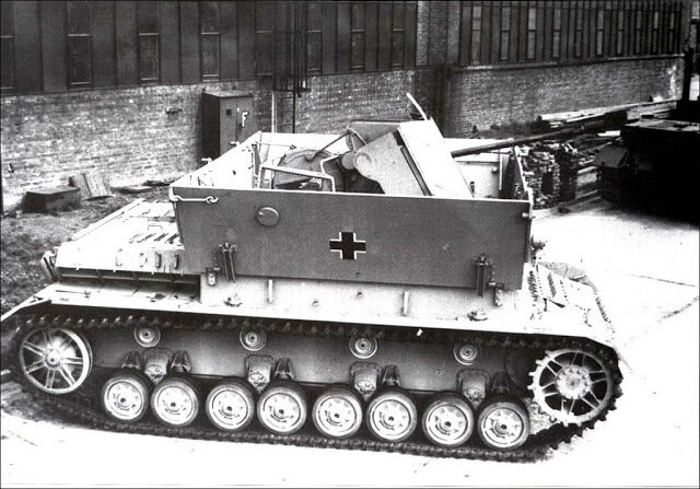 3,7 cm Flak 43 auf Pz.Kpfw. IV (Sf) (она же — Flakpanzer IV (3,7 cm Flak 43). Ну или Flakpanzer IV (3,7 cm Flak 43).