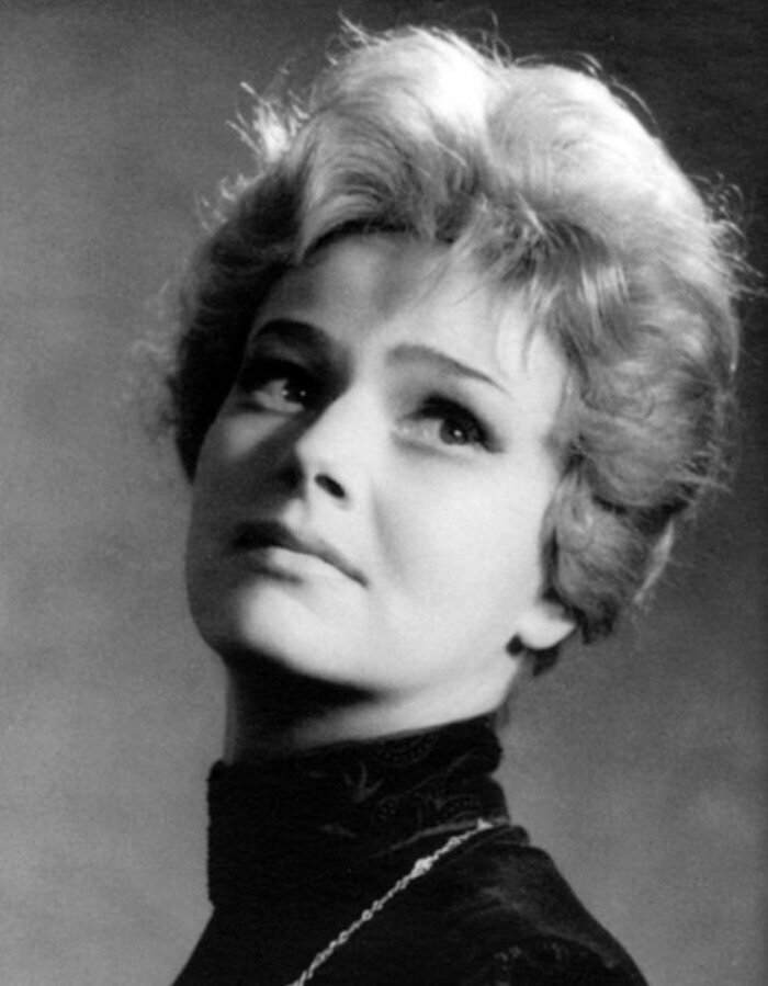 Юлия Борисова