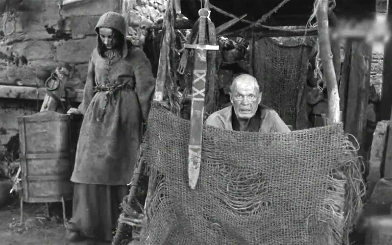 Кадр из фильма А. Германа-ст. «Трудно быть богом», 2013 г.