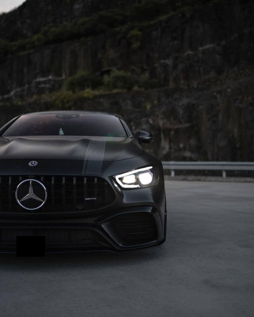 Почему многая молодёж хочет купить Mercedes-Benz AMG GT63 S