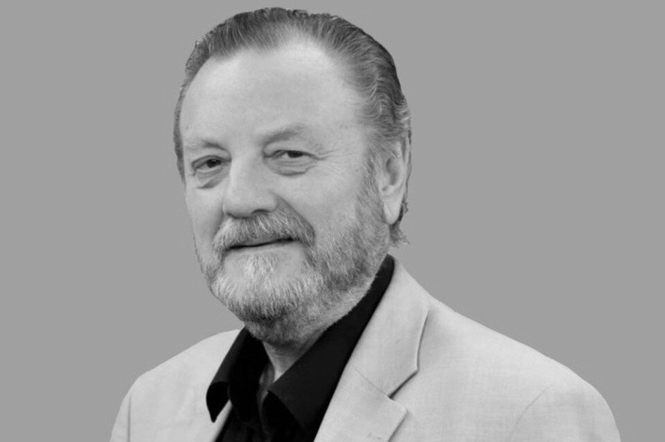    Умер экс-глава Центра занятости населения Рязанской области Сергей Карташов.