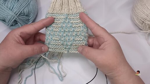 Жаккард без слез 🧶👍Ленивый жаккард спицами по кругу ✨ Узор для начинающих 🧶🧶