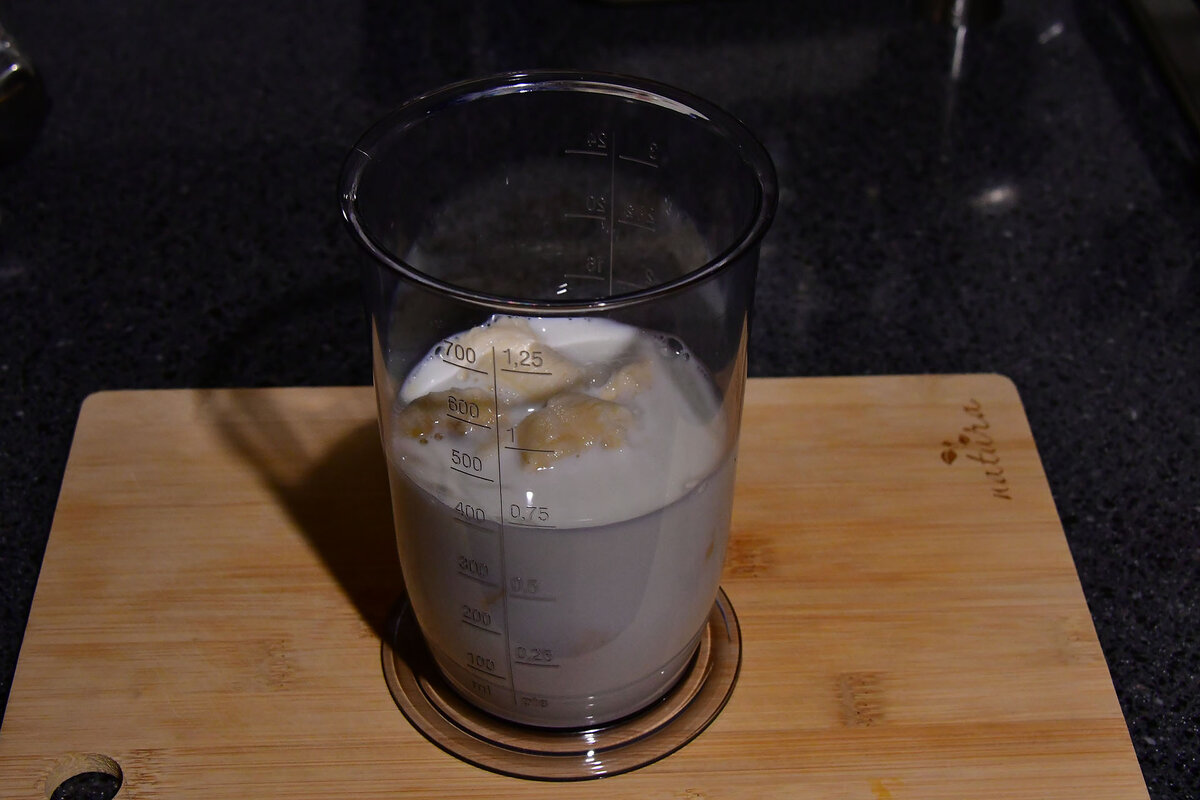 Бананы и молоко