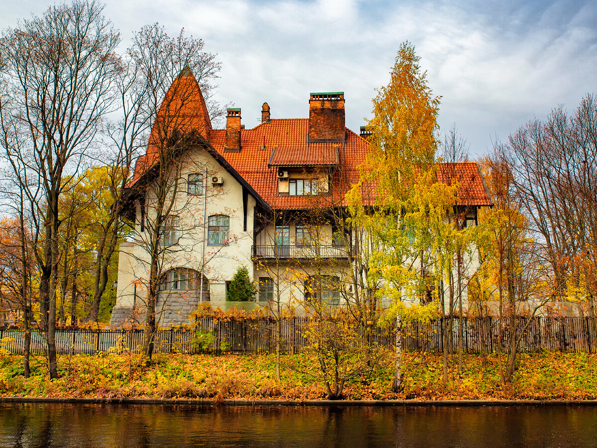 По следам Шерлока Холмса. Места, где снимались фильмы: в Риге и Ленинграде  | По Петербургу и весям с Еленой | Дзен