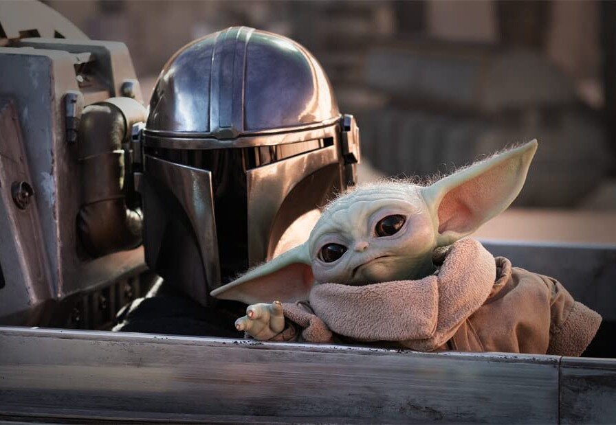 Кадр из сериала «Мандалорец/The Mandalorian»