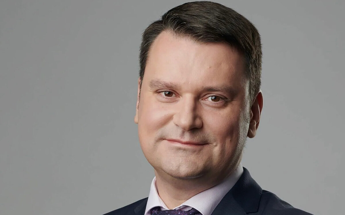 Нынешний глава Соцфонда Сергей Чирков, при котором заказывают цесарок и медали