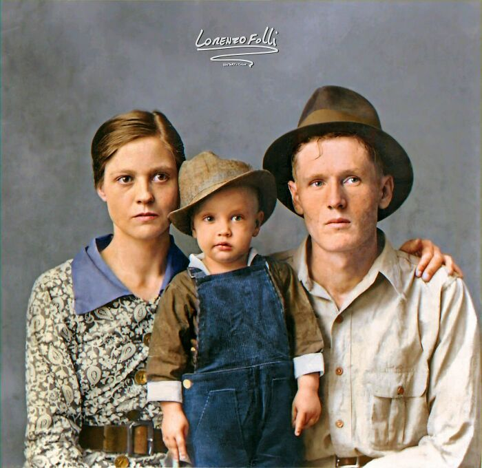 Элвис Пресли с родителями, 1937 год.