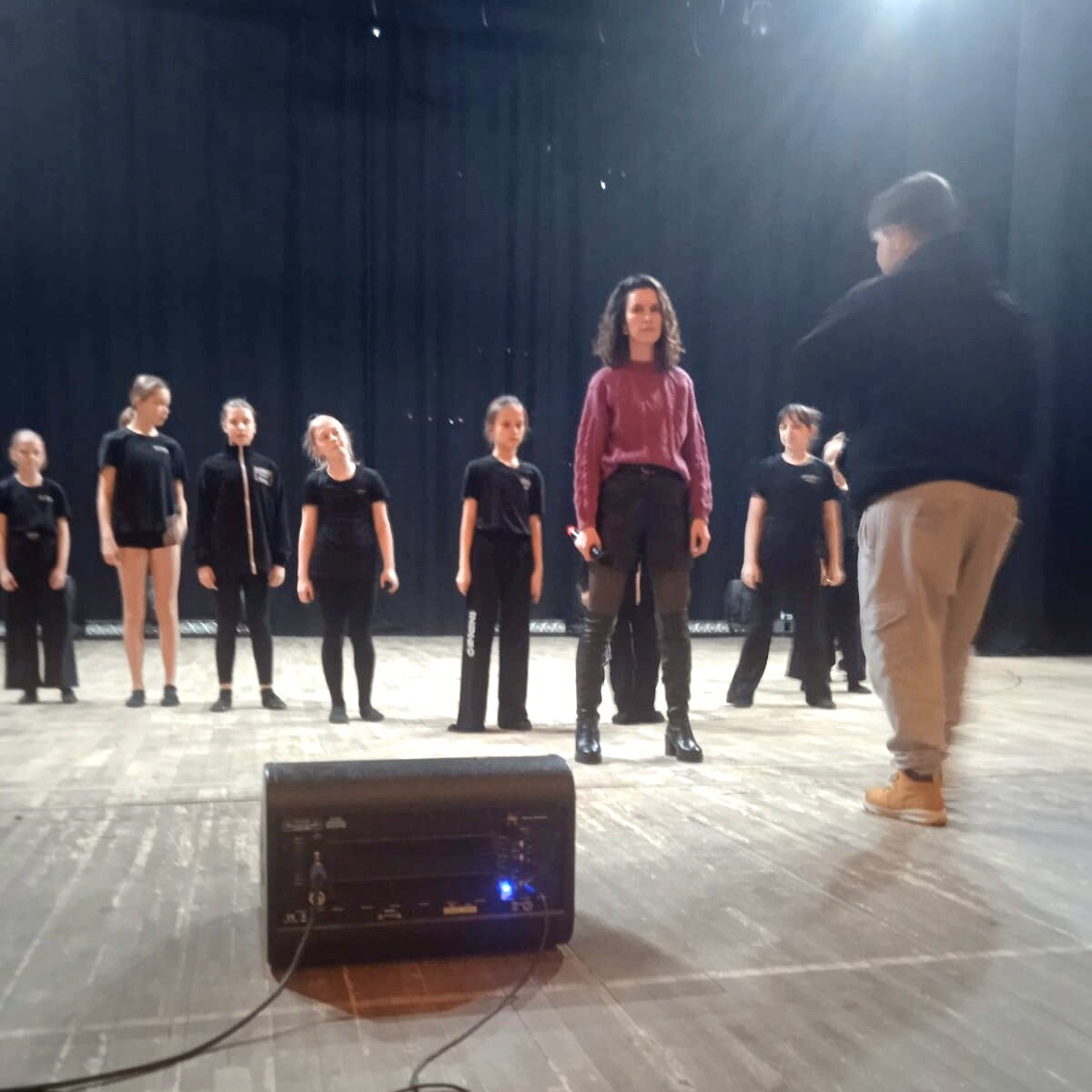 Юлия Седяшева на вчерашней репетиции в большом зале городского Центра культуры и досуга