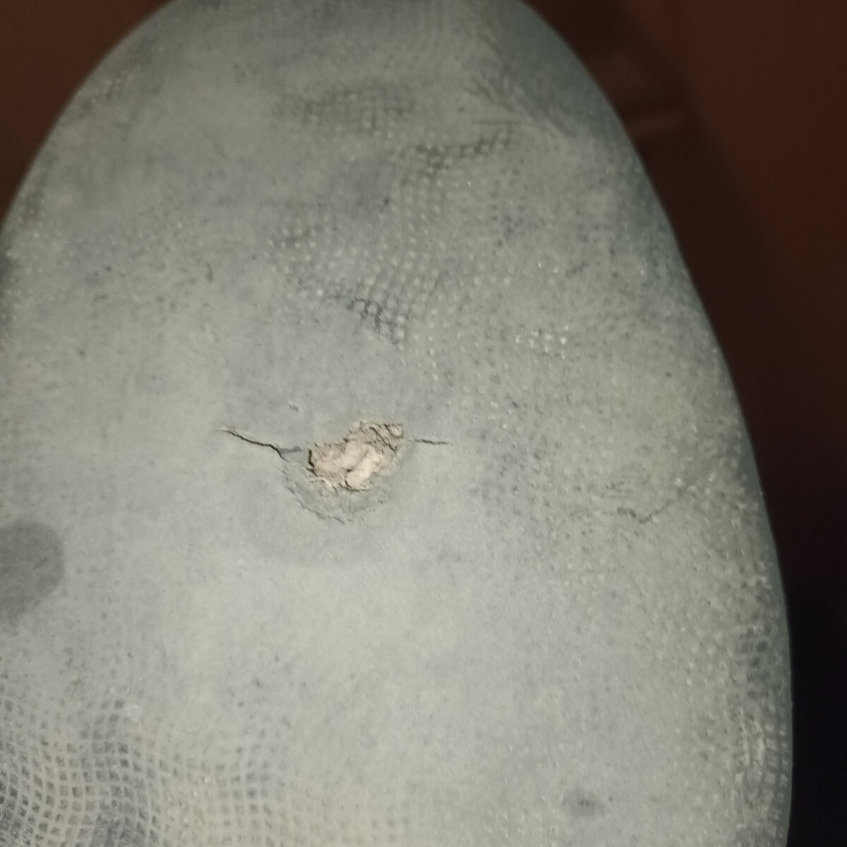 Дырка на подошве