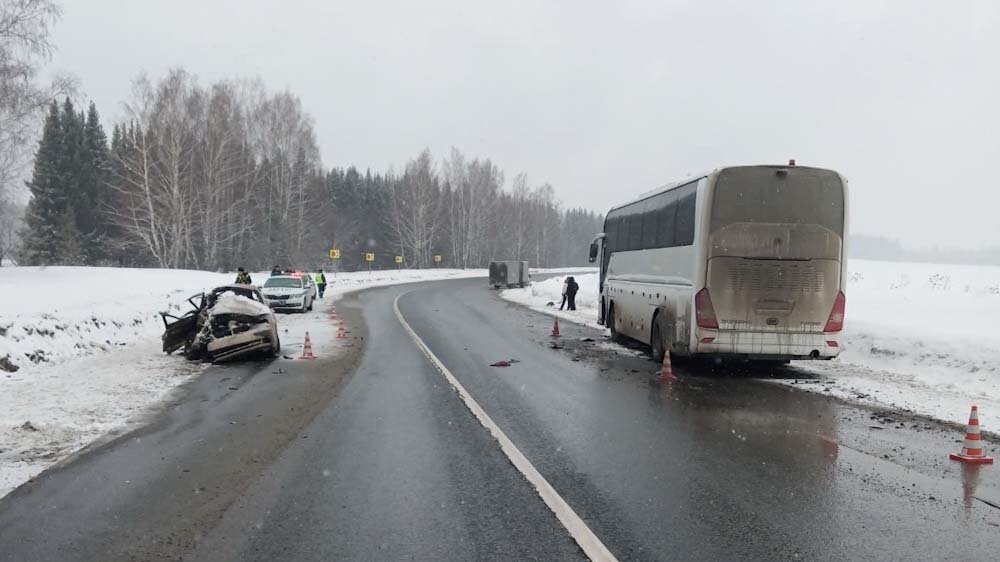 екатеринбург 8 марта щорса авария