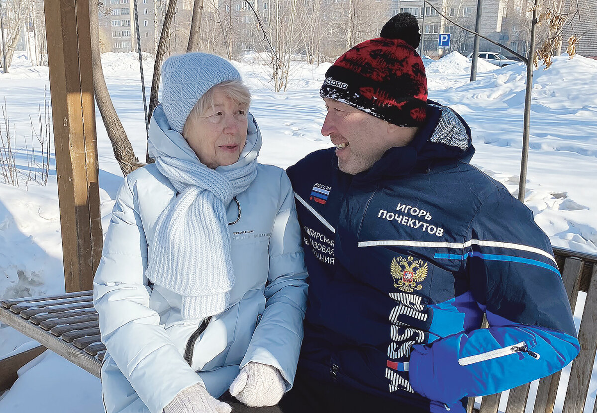 корреспондент газеты Людмила Почекутова и кандидат в мастера спорта по спортивному рыболовству, выступающий за сборную Красноярского края, Игорь Почекутов 