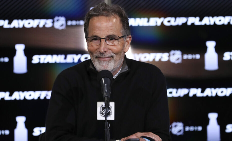     Джон Торторелла был удален из-за оскорбления судей. Фото: GLOBAL LOOK PRESS