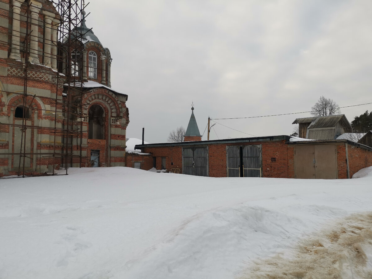 Колокольня церкви Иоанна Предтечи в деревне Глубоково на Ивановой горе. |  Столяр Андрей | Дзен