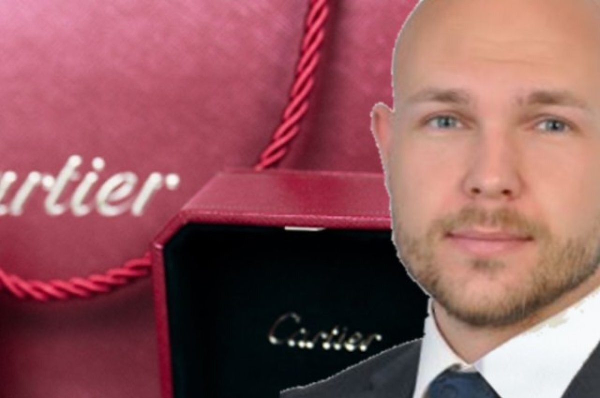    Супруга волгоградского депутата похвасталась подарком мужа от Cartier