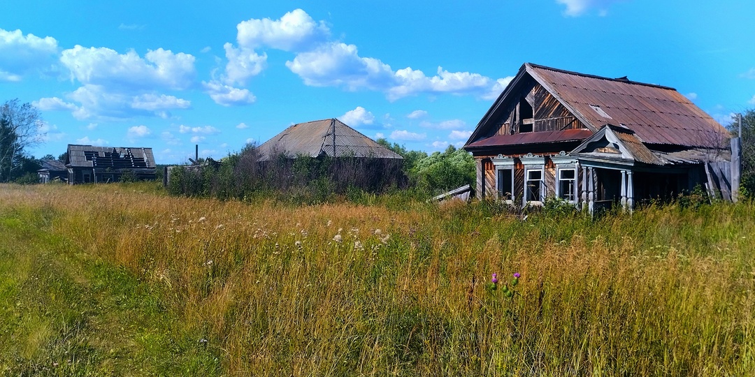ЗДЕСЬ БОЛЕЕ 100 БРОШЕННЫХ ДОМОВ. СТАРИННОЕ ЗАБРОШЕННОЕ СЕЛО БОЛЬШАЯ САДОВКА.