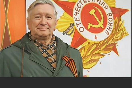 Молчанов Анатолий Владимирович (1932 – 2011 гг.) — Ленинградский поэт, гидролог–океанолог, учёный, сказочник, член профсоюзного союза писателей Санкт-Петербурга, заслуженный работник культуры России, артист общественного театра «Родом из блокады».