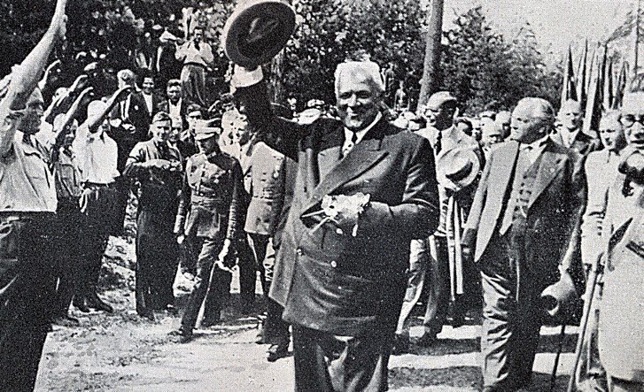 Карлис Улманис / Фото: ru.wikipedia.org / Автор неизвестен. Adam Szelagowski "Wiek XX', Warszawa 1937, Общественное достояние