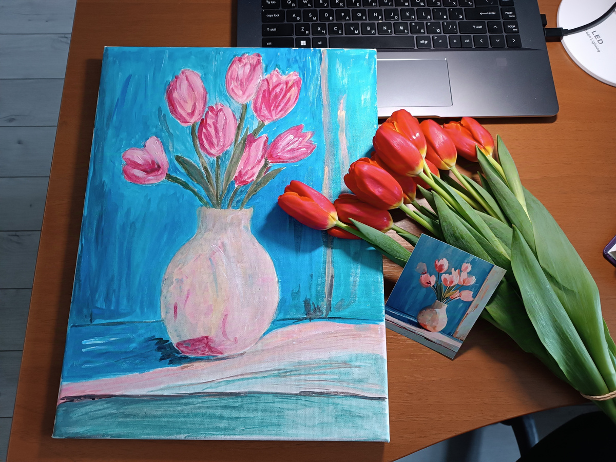 Это нам мужчины на работе подарили мастер-класс по рисованию. И я, всю жизнь считавшая, что все эти карандаши, краски, кисточки не для меня, получила удовольствие и от процесса, и от результата))) 