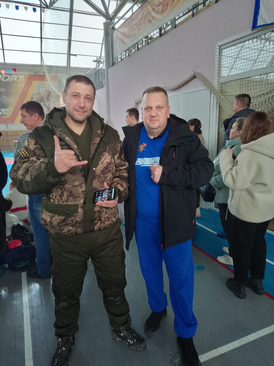 В зону СВО совместная передача из г.Егорьевск Маскировочные сети, Маскхалаты, в зону СВО нашим бойцам