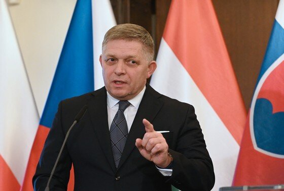    Роберт Фицо