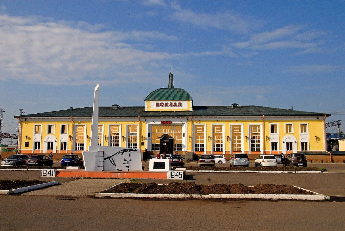 Вокзал в Тайшете. Фото из открытых источников Яндекс.Картинки