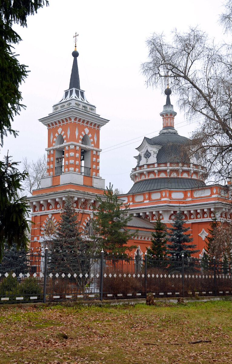 Первое документальное свидетельство о деревне Вантеево относится к 1576 году - в те времена она принадлежала Троице-Сергиеву монастырю.