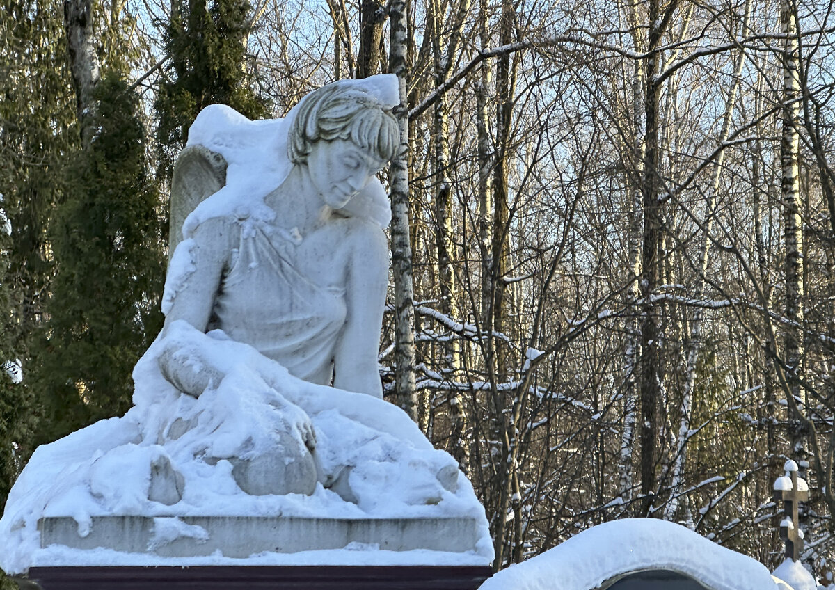    Эксперты рассказали о необычных погребальных ритуалах народов мира