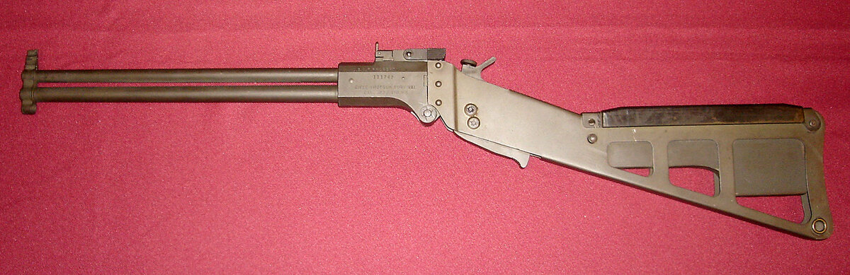 Модель "M6 Aircrew Survival Weapon" 1952 года. Использовалась до 1970-х. (Автор фото Curiosandrelics, CC BY-SA 3.0)