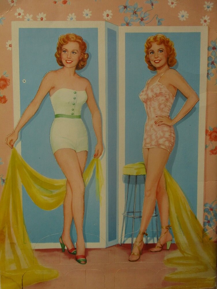 Задняя обложка набора.