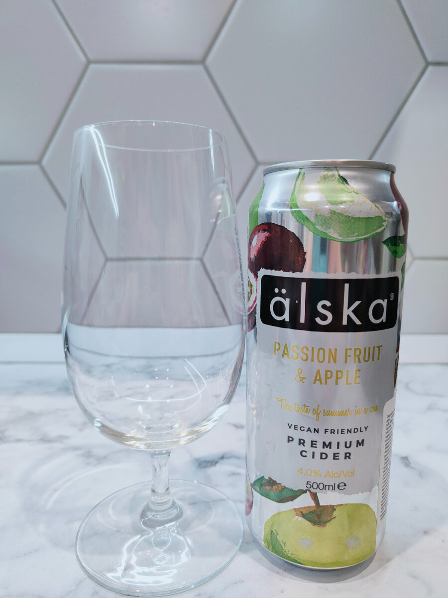 Сидр "Älska Passion Fruit & Apple" (Альска Маракуйя и Яблоко)