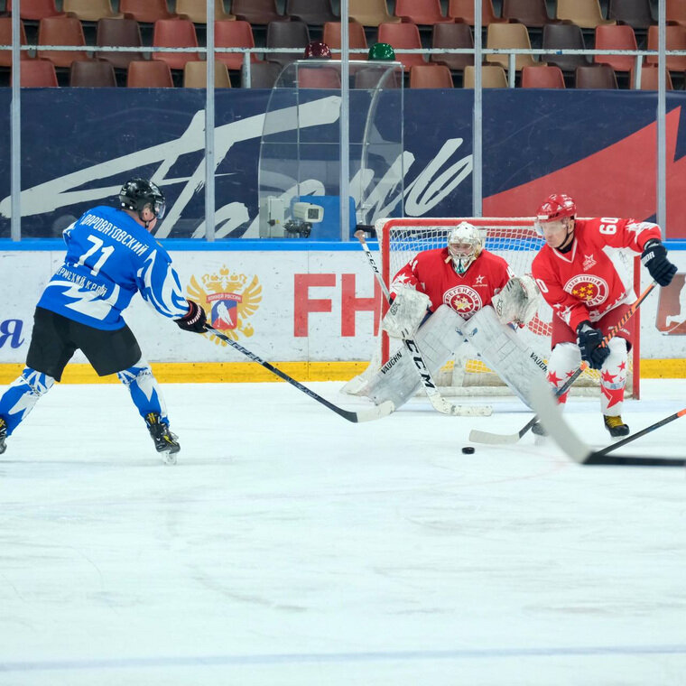    Пермской сборной «Губерния» противостояли чемпионы мира и Олимпиады