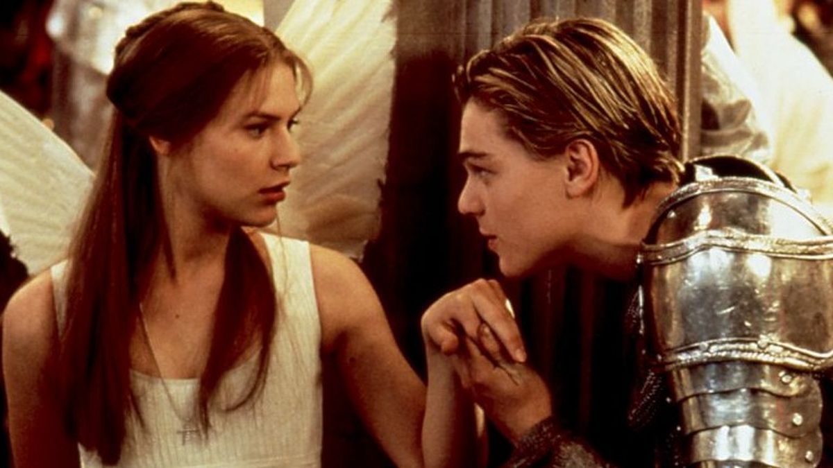    кадр из фильма «Ромео + Джульетта», 1996 год