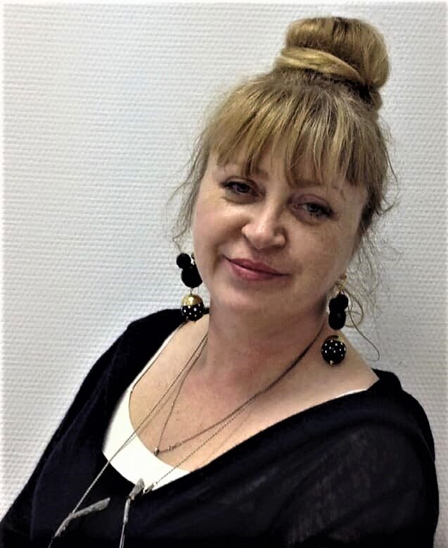 Художник Виктория Просвирнина