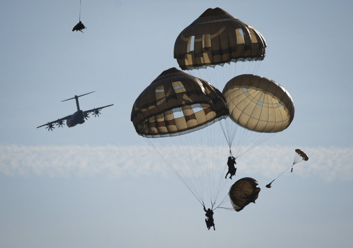     Французские морские пехотинцы во время учений НАТО / AFP / Jaap Arriens