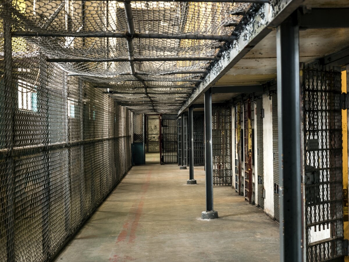 Prison loop. Prison loop